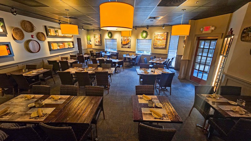 Nuno's Restaurant & Lounge - photo 5