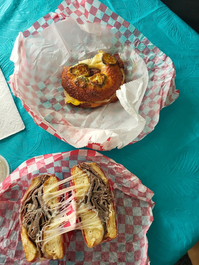 Dilly & Sons Bagelry and Cafe - photo 5