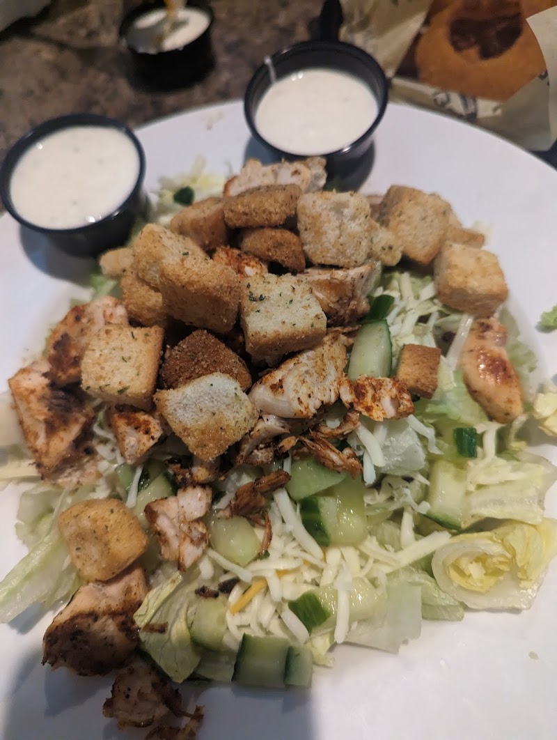 Sidelines Sports Eatery - Lambertville - photo 4