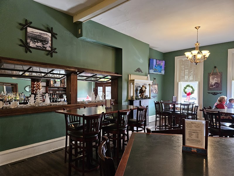 U.S. Hotel Tavern - photo 5