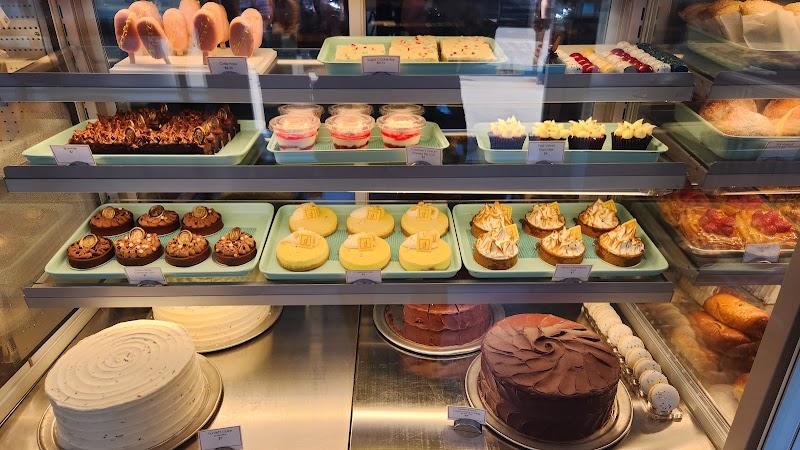 D Bar Bakery & Cafe - Central Park - photo 4