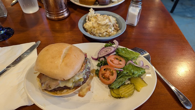 Doug's BBQ - photo 2
