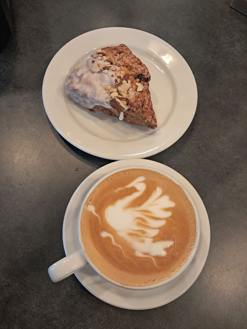 Black Cap Coffee & Bakery - espresso, lattes, sandwiches, pastries - photo 2