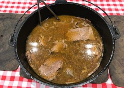 Grab-N-Growl Dutch Oven Catering - photo 3