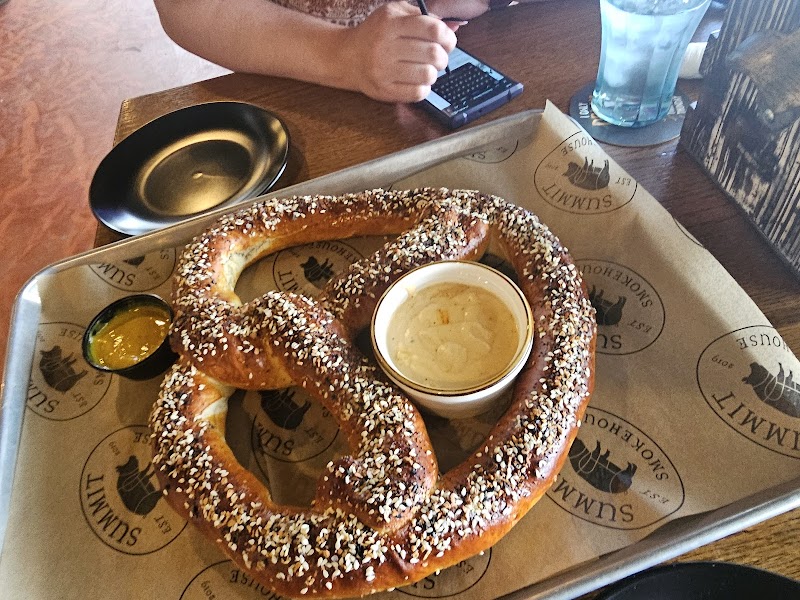 Summit Smokehouse - photo 2