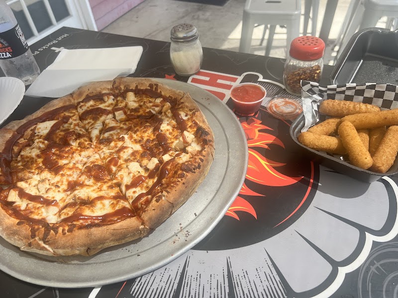 Hot Rocks Pizza (Town n Country) - photo 4