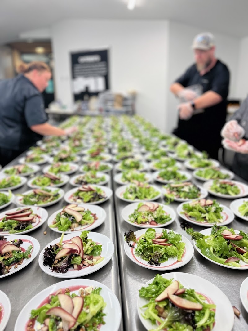 401 Gourmet Caterers - photo 2