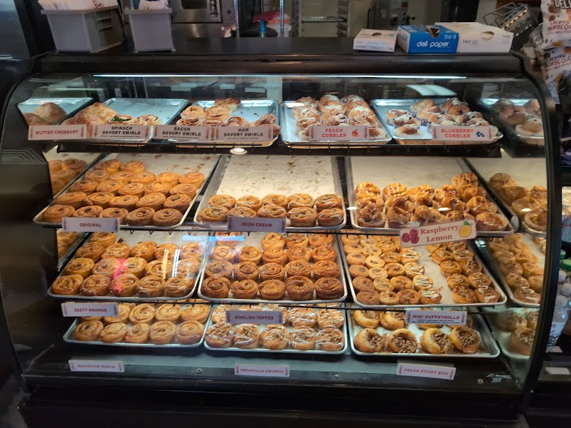 Duffeyroll Bakery Cafe - photo 2