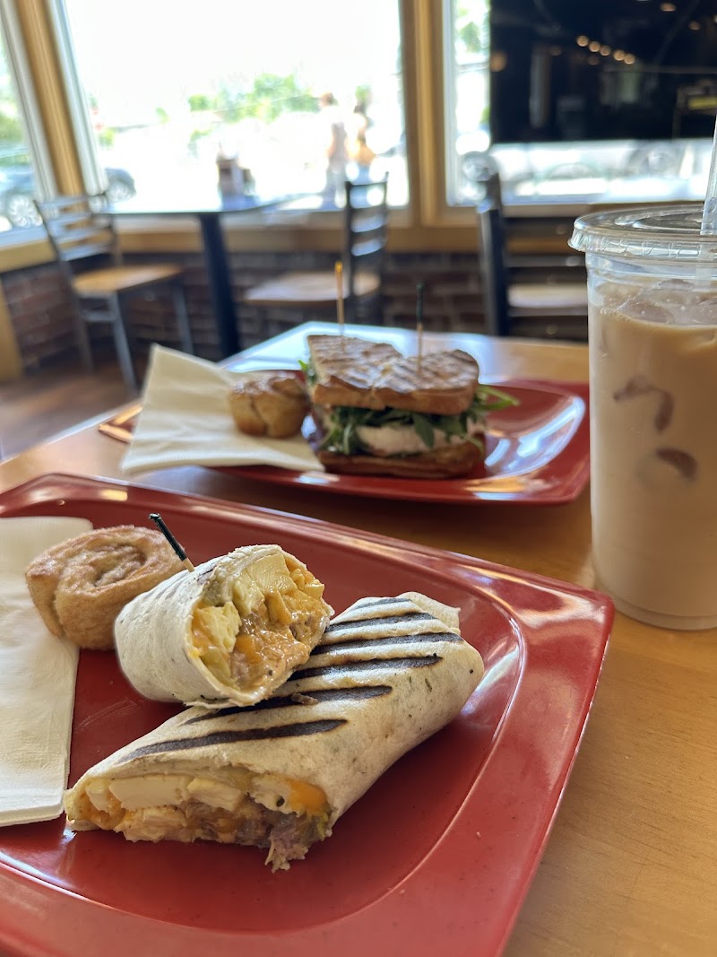 Duffeyroll Bakery Cafe - photo 5