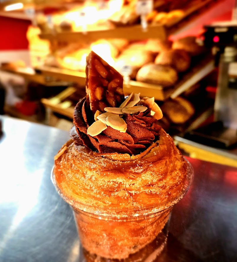 La Baguette French Bakery - photo 3