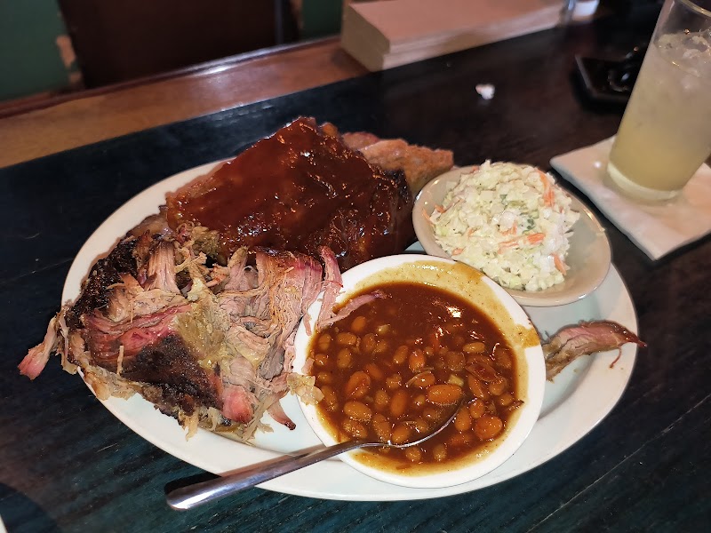 County Grill & Smokehouse - photo 5