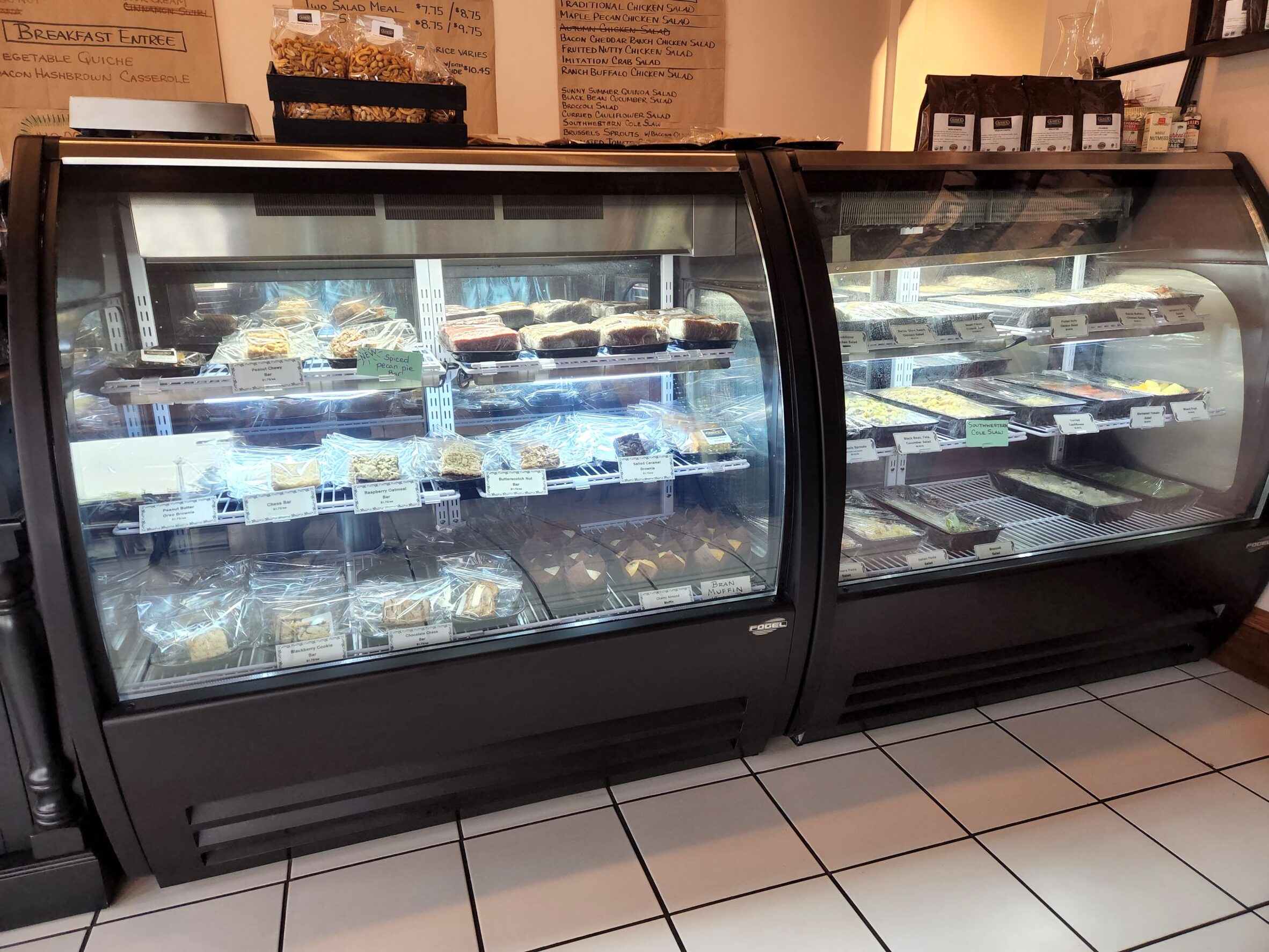 North Main Annex Gourmet Catering & Deli - photo 2