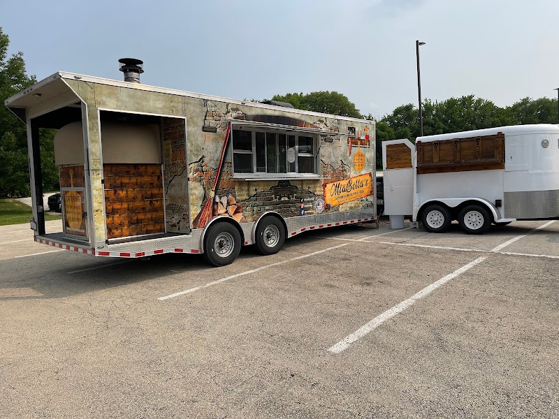 MiaBella's Wood Fired Pizza and Catering - photo 2