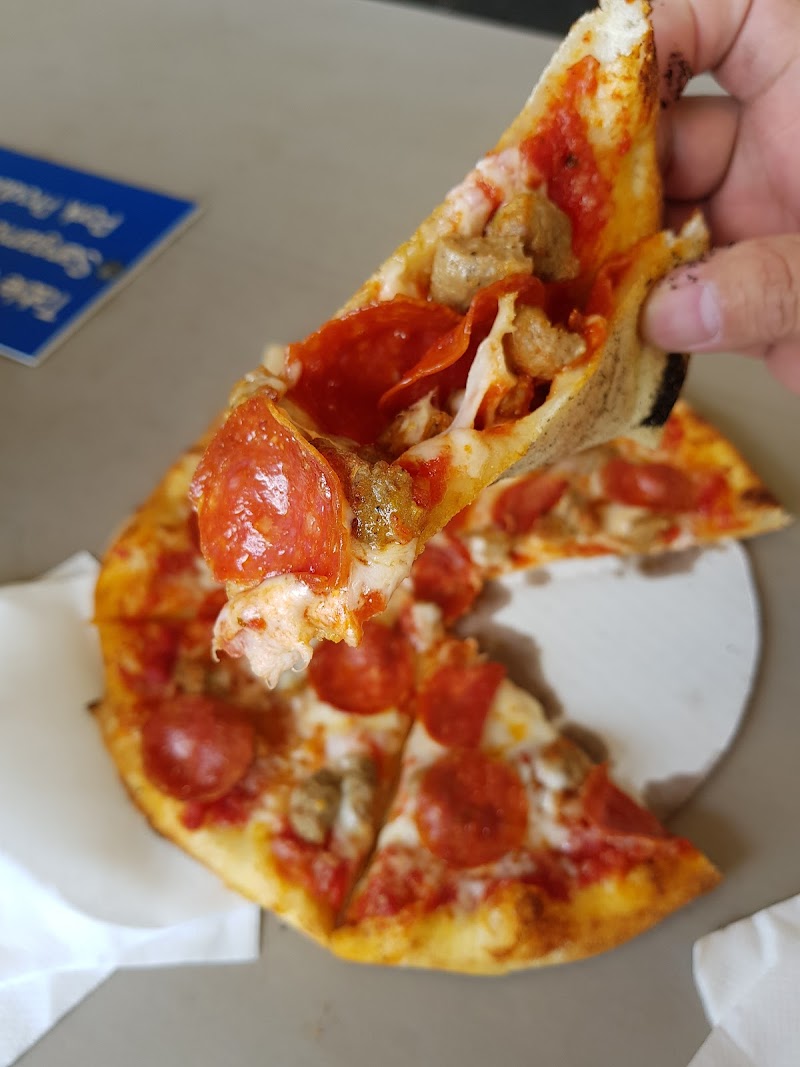 MiaBella's Wood Fired Pizza and Catering - photo 4