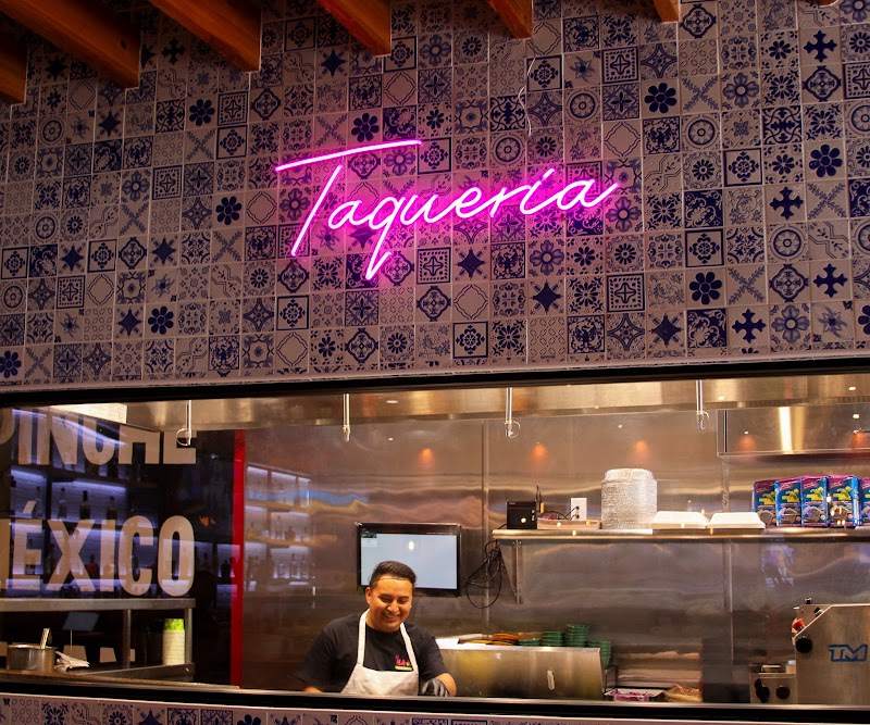 deMaiz Taco Cantina - photo 4