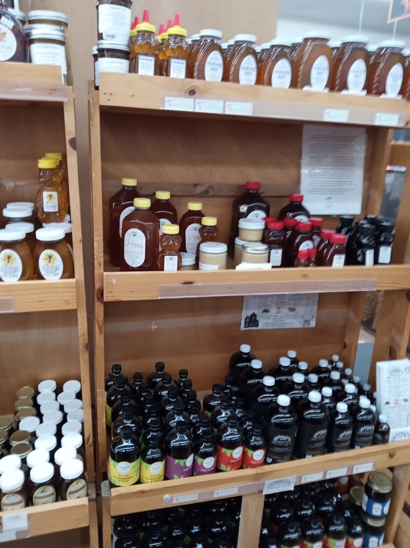 Local Roots Market & Café - photo 3
