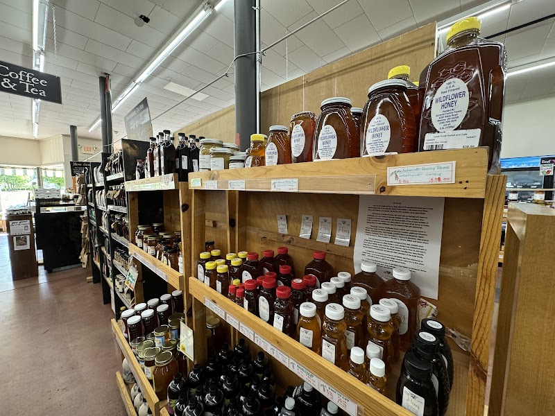 Local Roots Market & Café - photo 4