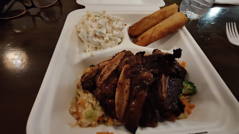 Miget's Island Grill - photo 2