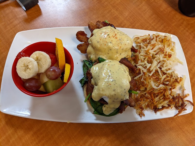 Bacon's Bistro and Cafe - photo 4