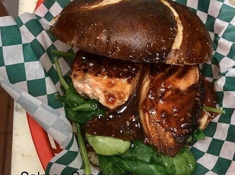 Dunning's Gourmet Market & Deli - photo 3