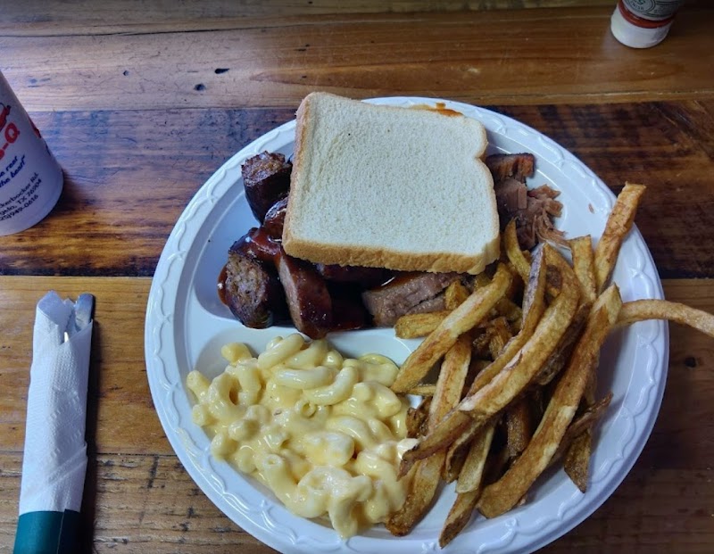 Packsaddle Bar-B-Que - photo 4