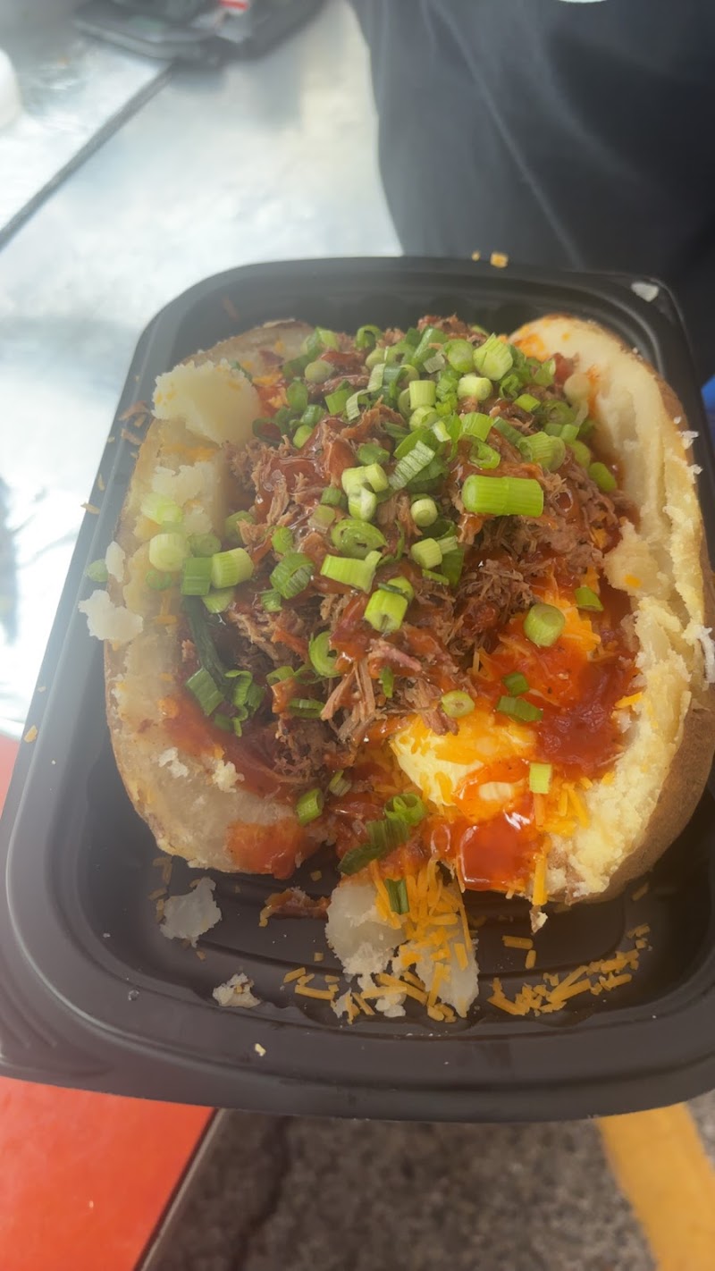 Vito's Chill & Grill LLC - photo 4