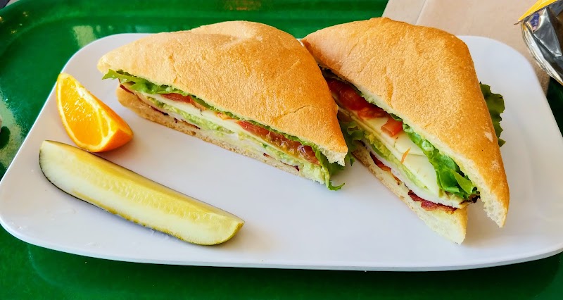 Erik's DeliCafe of San Ramon - photo 5