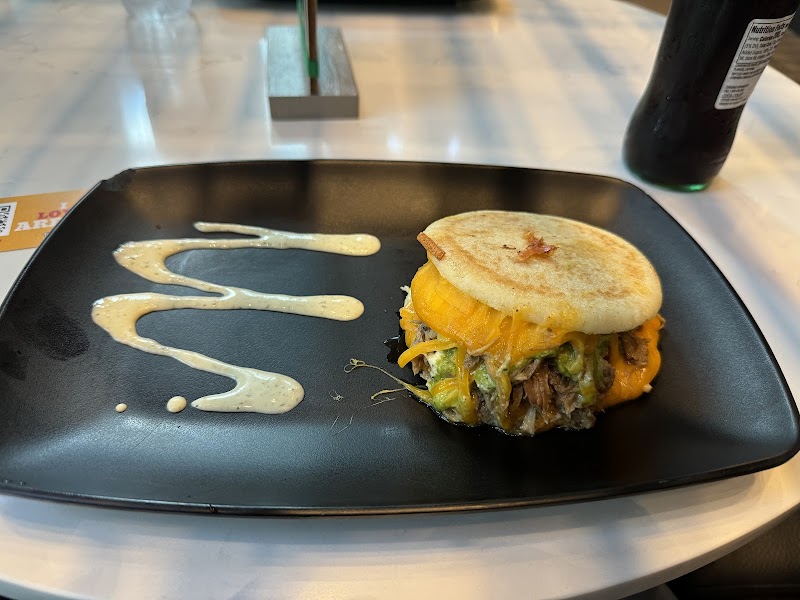 Four Brothers Venezuelan Grill - photo 5