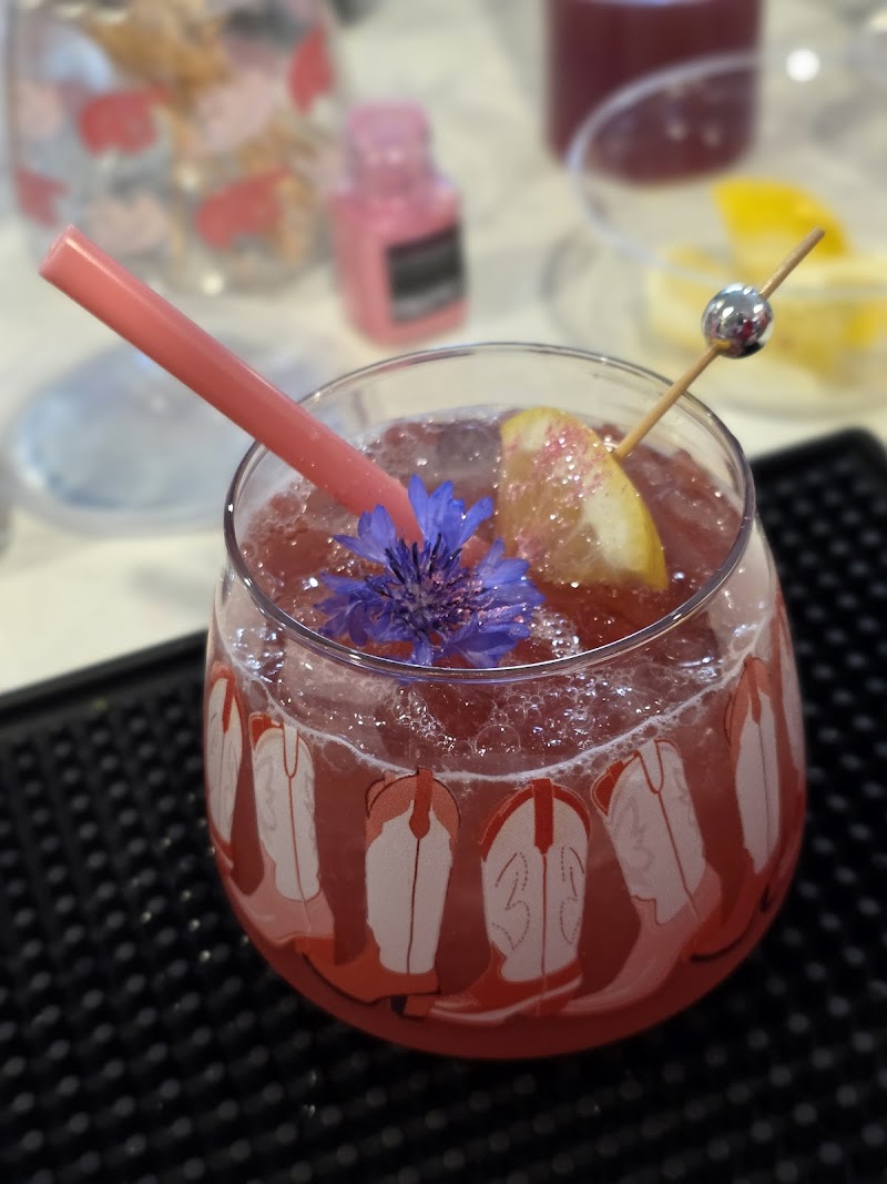Bee Tapped Mobile Bar LLC - Beverage Catering Service - photo 5
