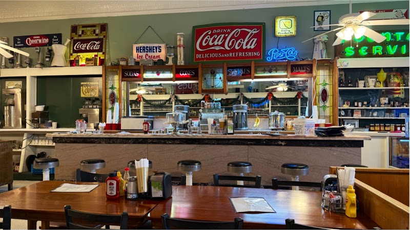 Mike's On Main - photo 2