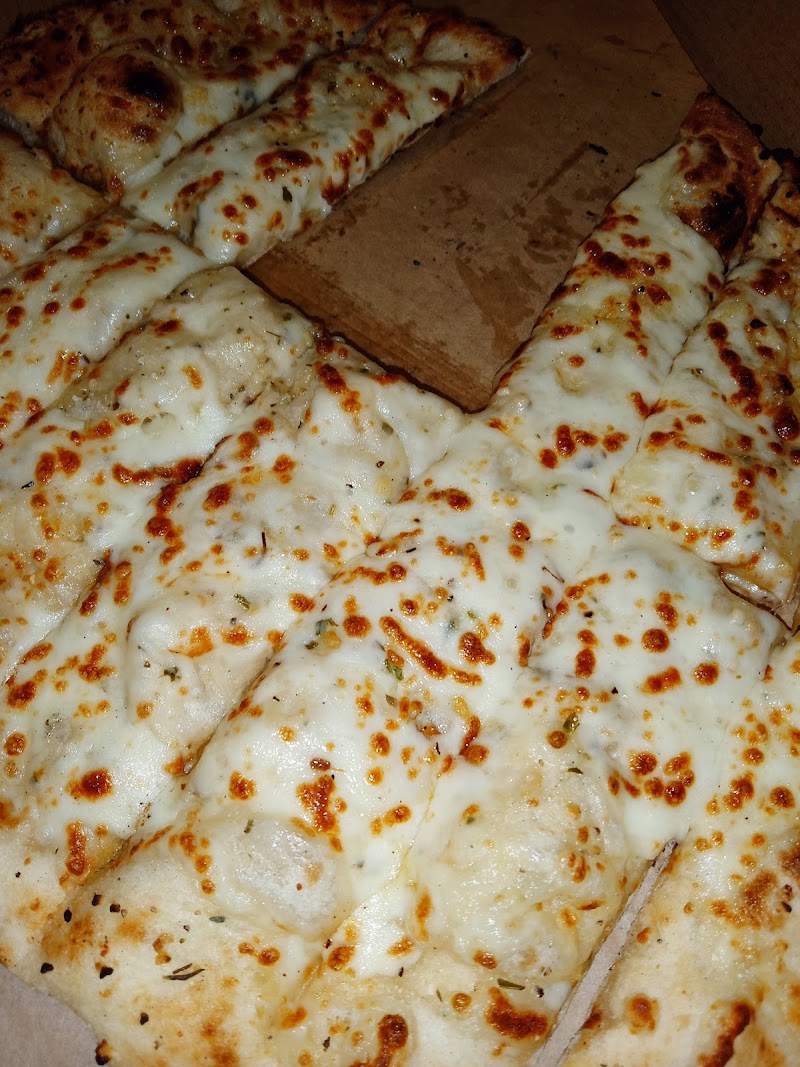 Liberty Lounge and Pizzeria - photo 4
