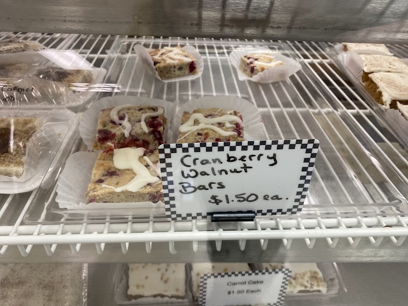 MJ's Market and Catering - photo 4