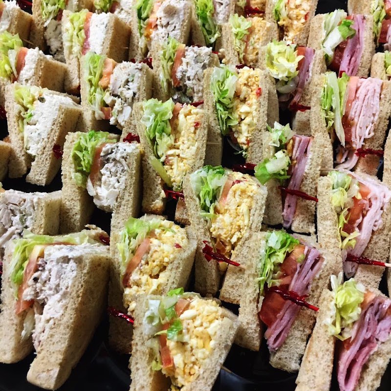 Plain & Fancy Sandwich Shoppe - photo 4