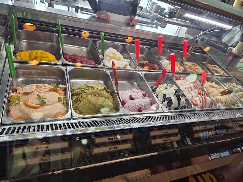 Mandola's Italian Kitchen - photo 5