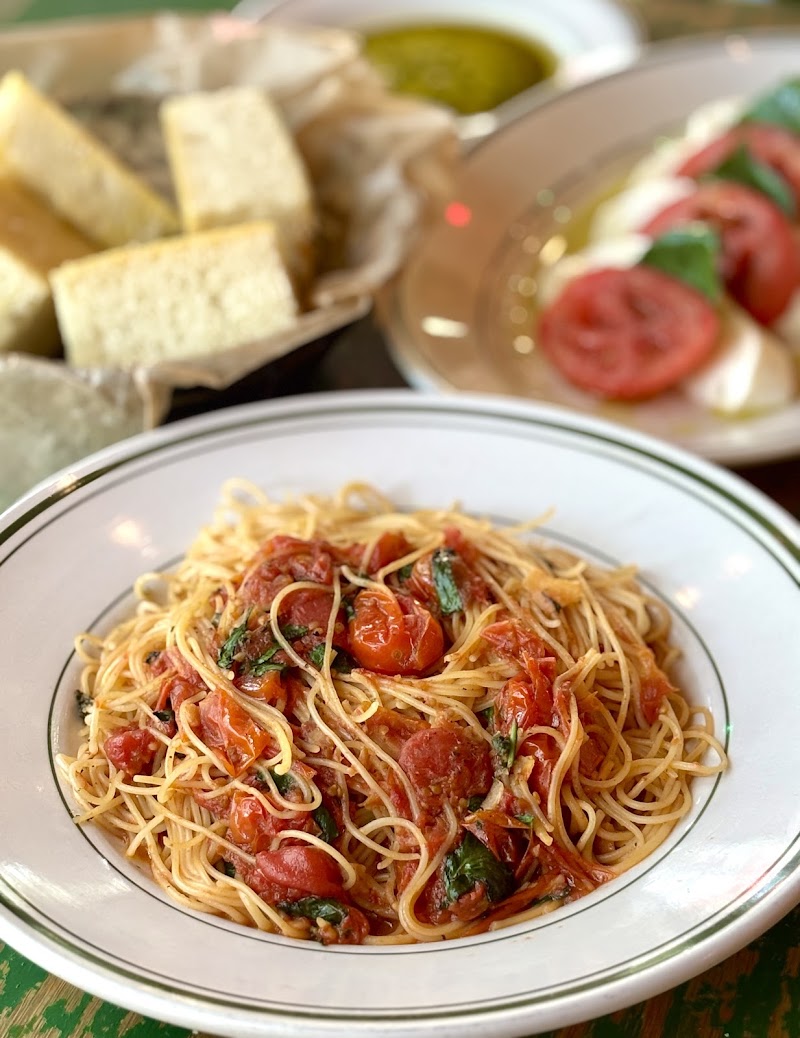 Mandola's Italian Kitchen - photo 2