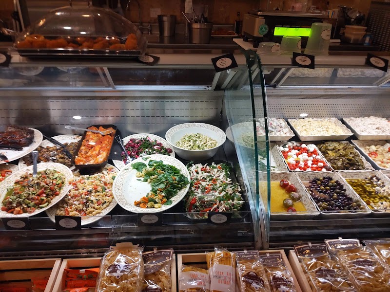 La Stalla Italian Market - photo 5