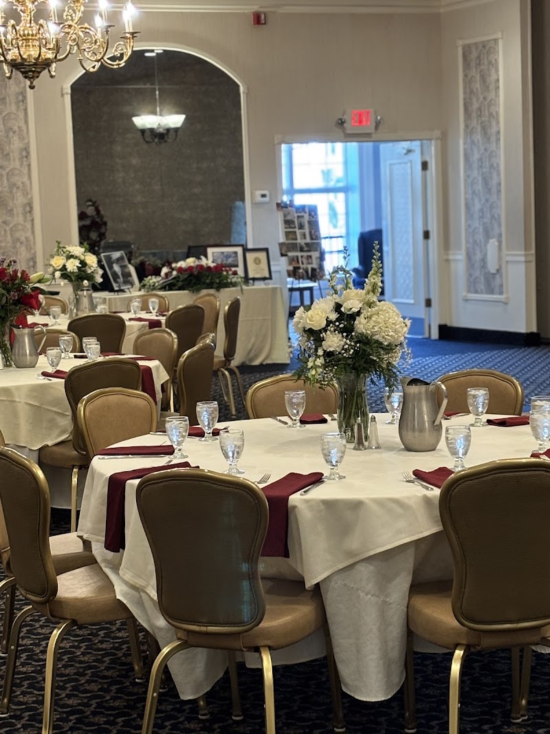 Lenzi's Catering & Function Facility - photo 4
