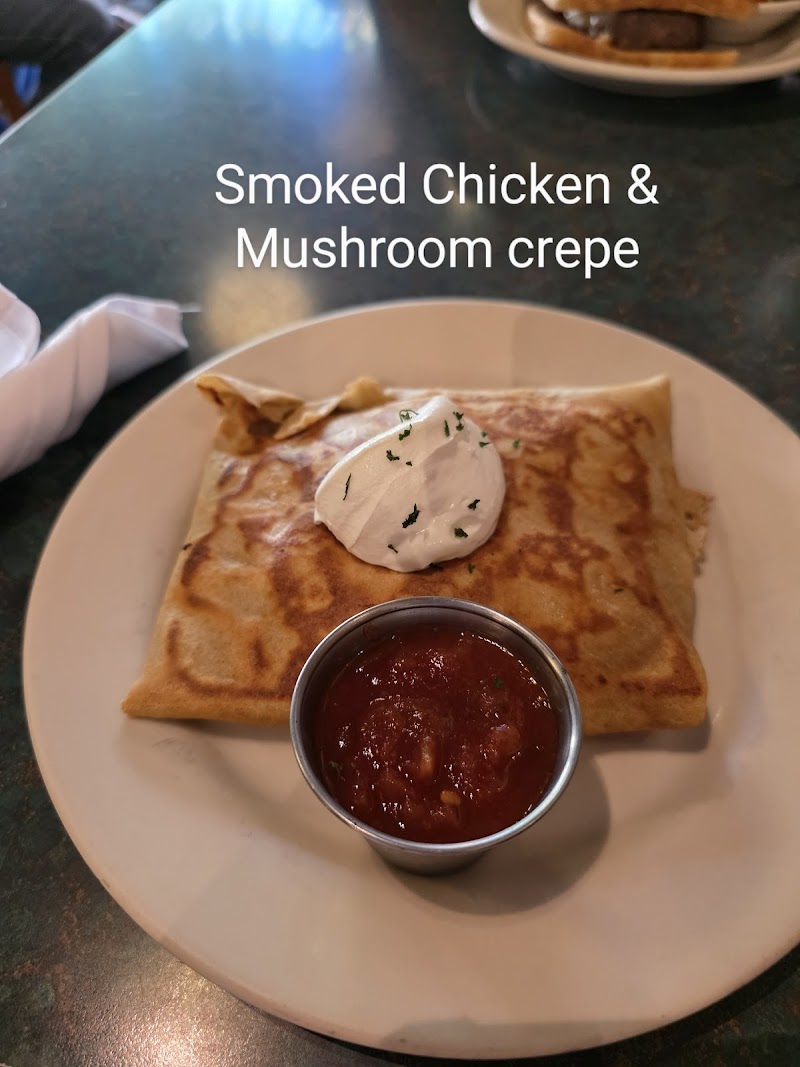 Landmark Café & Crêperie - photo 5