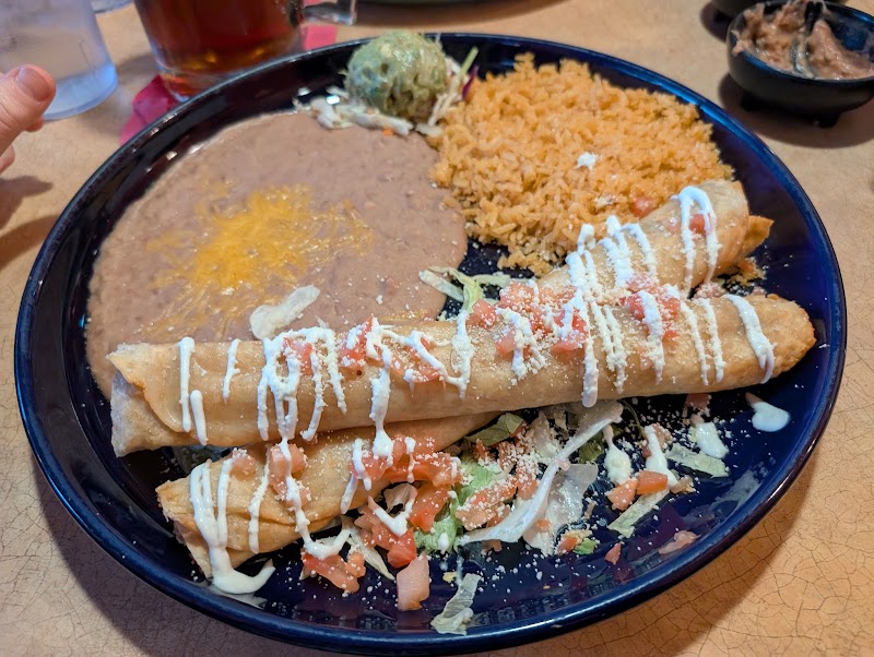 Fiesta Bonita Mexican Grill & Cantina - photo 3