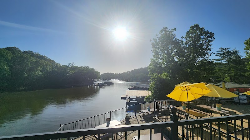 Bear Bottom Resort - photo 2
