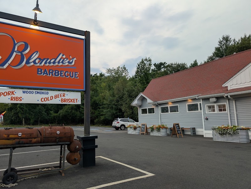 Blondie's Barbecue - Catering in Walpole, Massachusetts