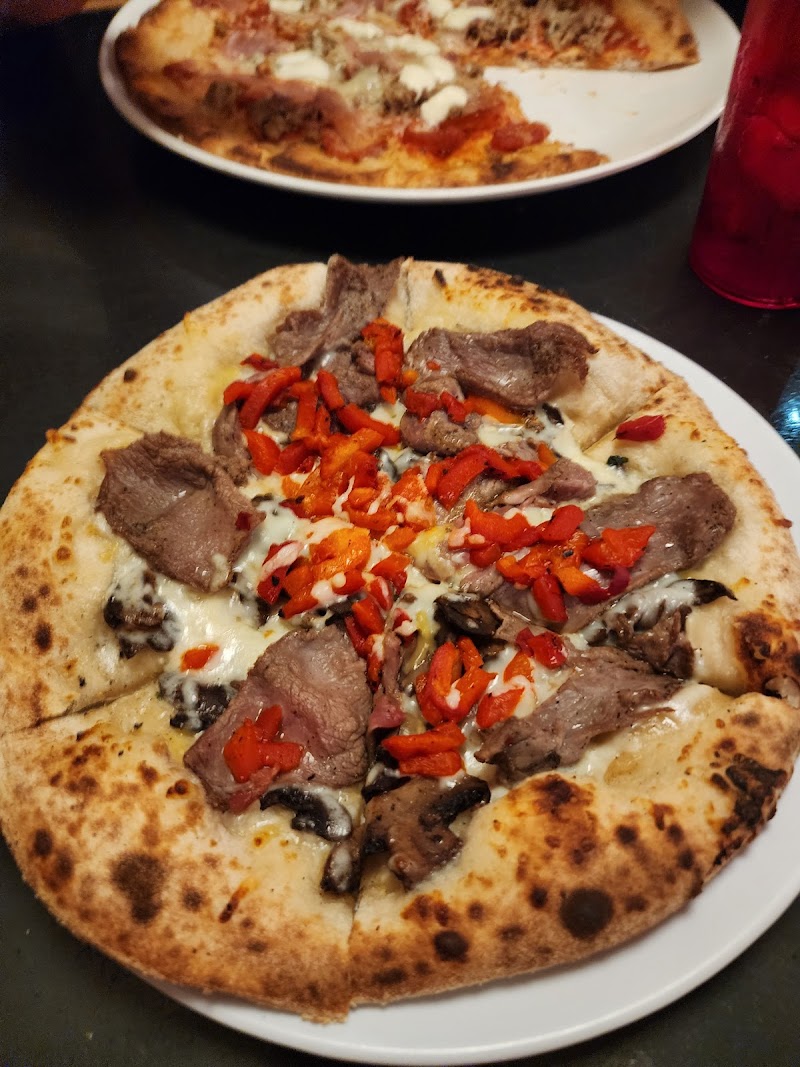 Backyard Pizza and Raw Bar - photo 3