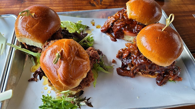 Finch & Bull Food Truck - photo 3