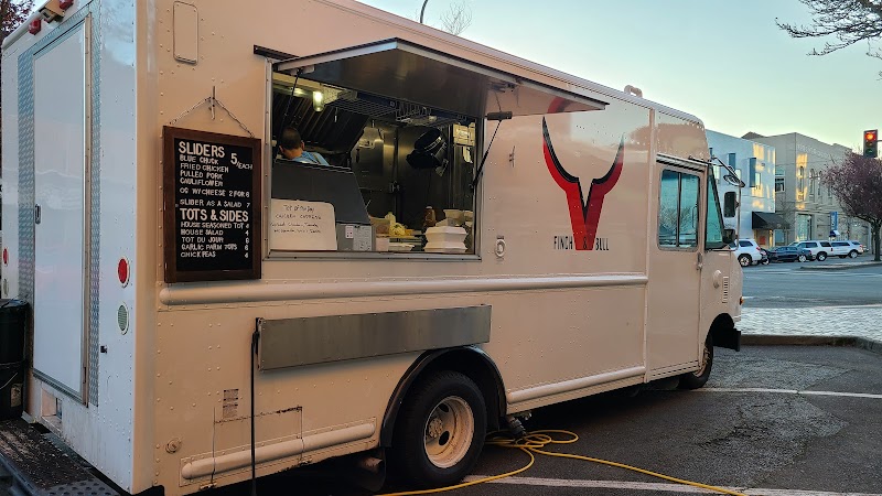 Finch & Bull Food Truck - photo 4