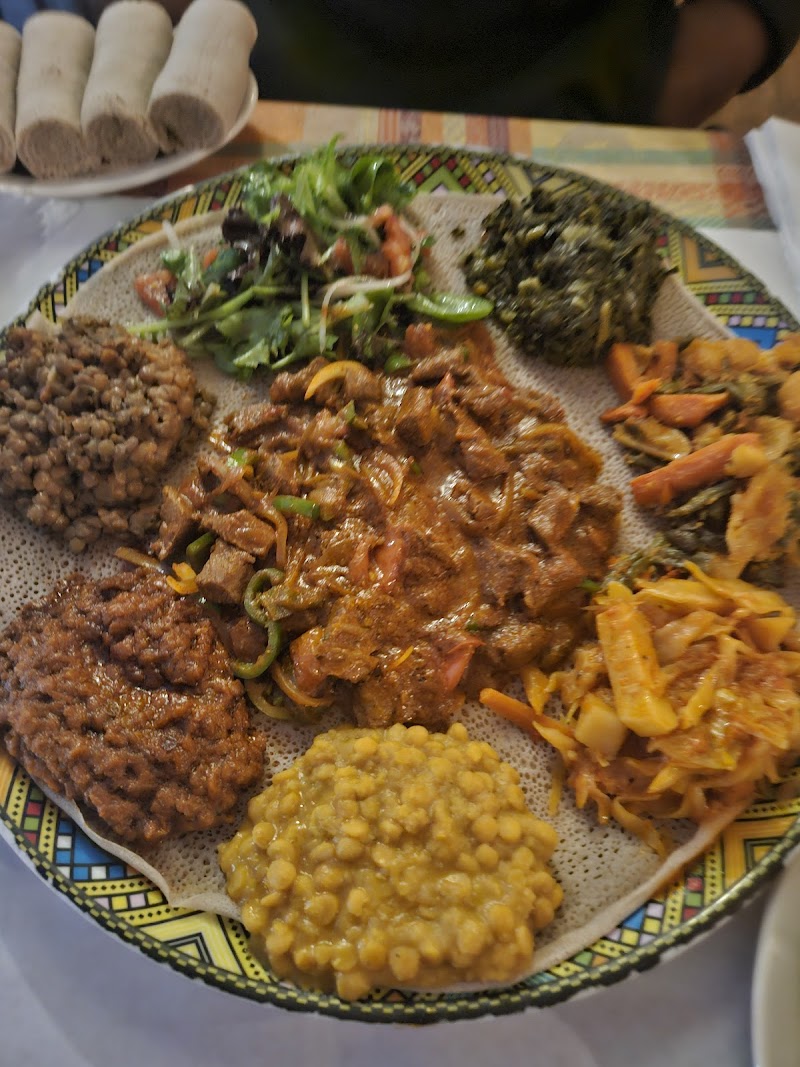 Enjera Restaurant - photo 4