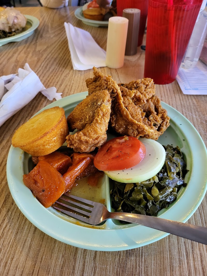 G's Country Kitchen - photo 3