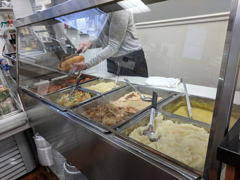 Ron's Deli - photo 2
