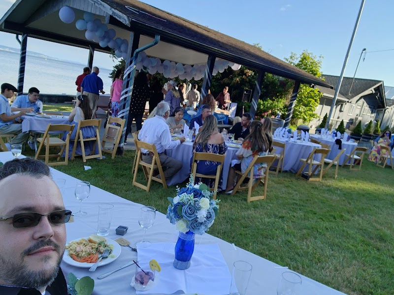 Blue Dog Catering - photo 2