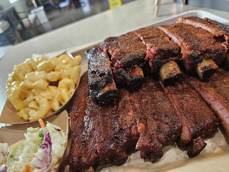 PB&J's BBQ - photo 3