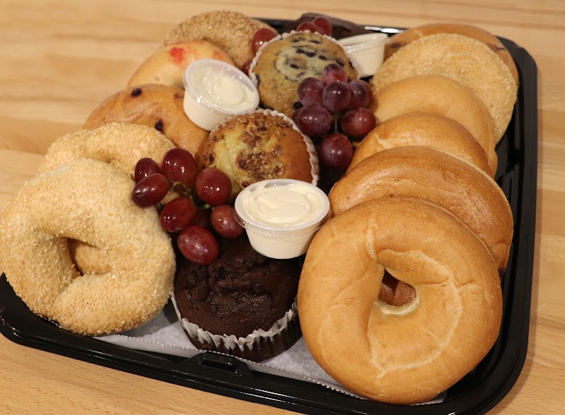 Aloha Bagel & Bakery - photo 2